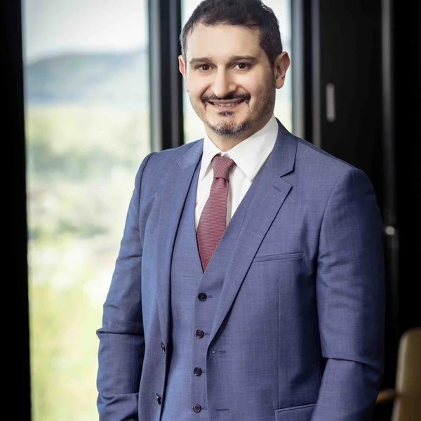 Portrait Rechtsanwalt Aydin Aras